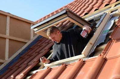 Pose de fenêtres de toit Velux à Beuvron
